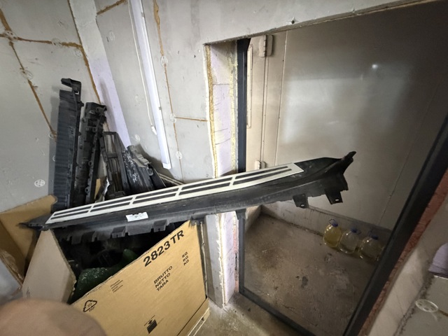 51777440906 BMW купить в Украина
