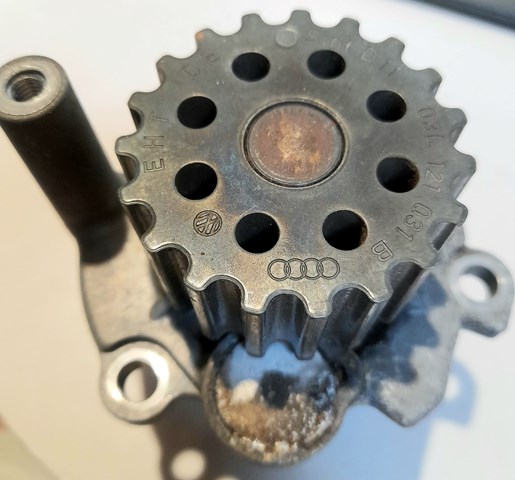 Насос системы охлаждения 03L121011P VAG