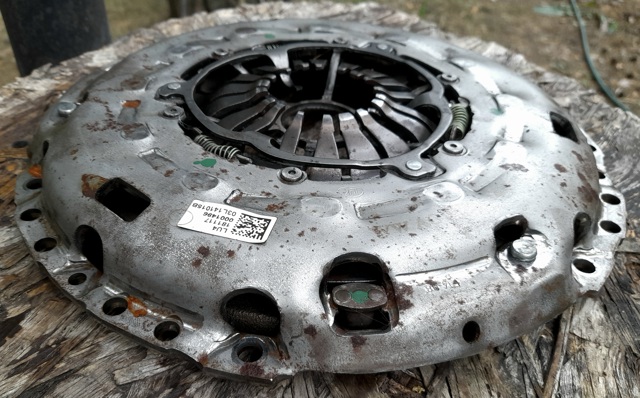 03L141015B VAG Сцепление купить в Киев