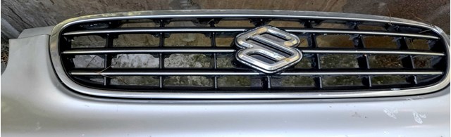 Облицовка радиатора 7211160G01 SUZUKI