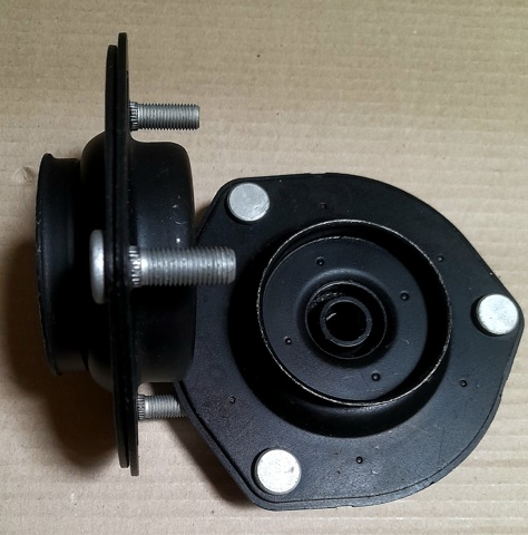 Опора передней стойки Toyota Camry 6