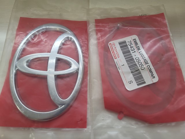 Эмблема на крышку багажника 7543105050 TOYOTA