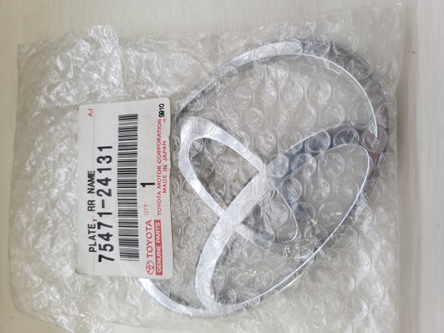 Фирменный значек на багажник 7547124131 TOYOTA