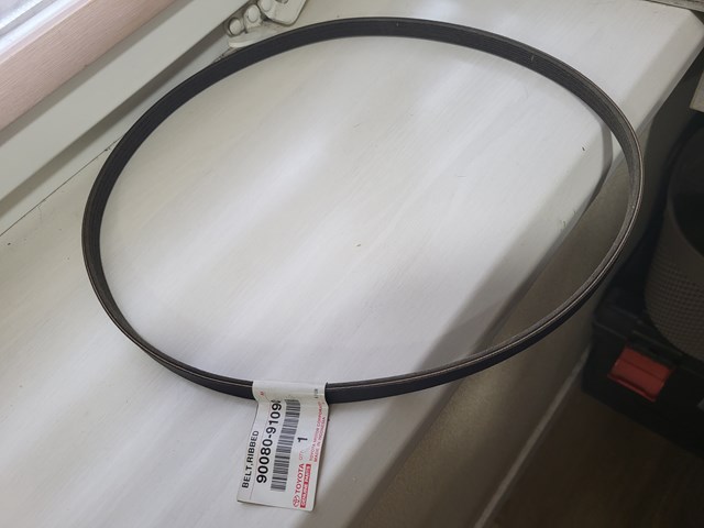 Поликлиновый ремень 9008091090 TOYOTA