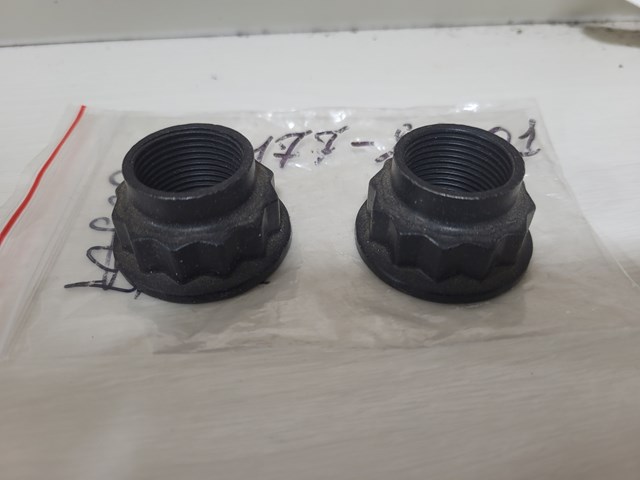 Гайка ступицы передней 9017722001 TOYOTA