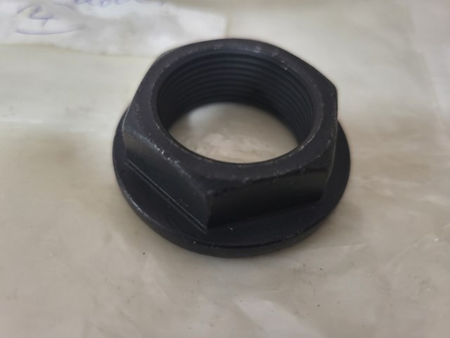 Гайка ступицы передней 9017928007 TOYOTA