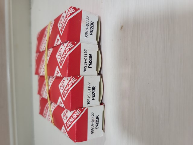 Свеча Toyota Camry 2