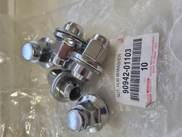 Гайка крепления колеса 9094201103 TOYOTA