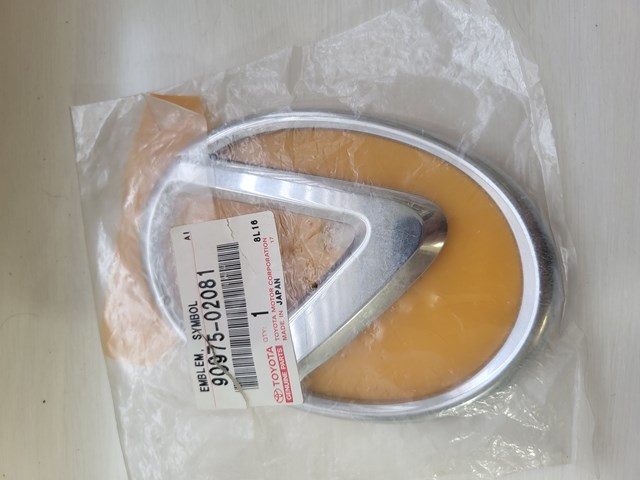 Фирменный значек капота 9097502081 TOYOTA