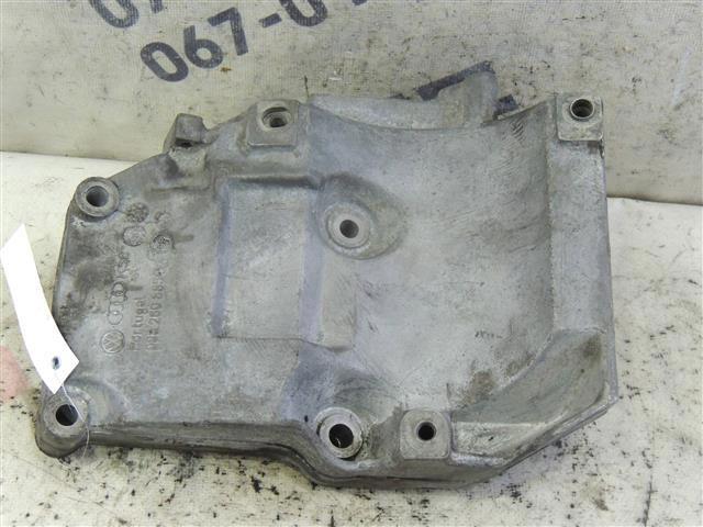 Кронштейн компрессора кондиционера 038260885C VAG