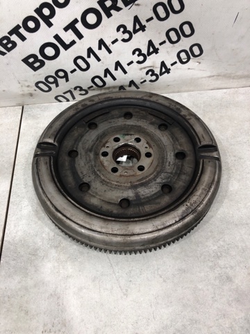 VAG 03G105266BD Маховик двигателя в наличии Ровно