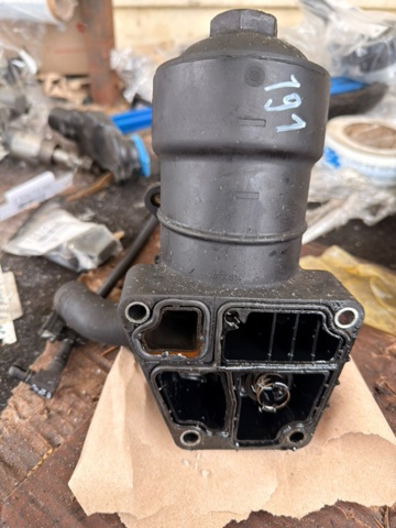 Корпус маслофильтра 03L115389C VAG