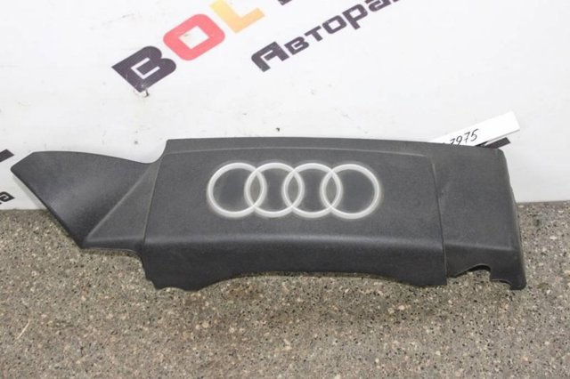 Крышка мотора декоративная Audi A8 D3