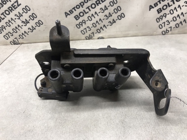 Катушка зажигания 0K30E1810X HYUNDAI