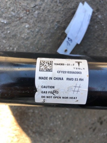 TESLA 104436901F Амортизатор передний правый в наличии Винница