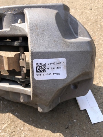 TESLA 104462200D Суппорт тормозной передний правый в наличии Павлоград
