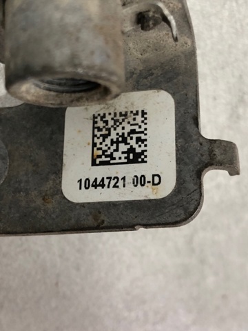 104472100D TESLA Шланг тормозной передний левый купить в Черновцы