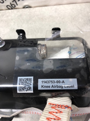 107782600E TESLA Подушка безопасности (AIRBAG) пассажирская, защиты коленей купить в Ужгород