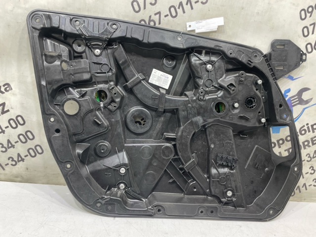 1116874 FORD Стекло двери передней правой купить в Харьков