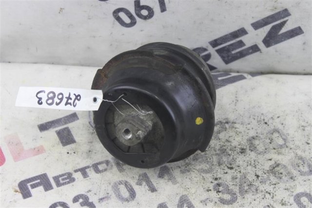 Подушка (опора) двигателя лев./прав. 11220JK500 NISSAN