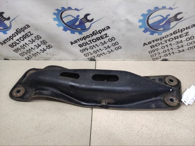 Балка крепления двигателя 11310AF800 NISSAN