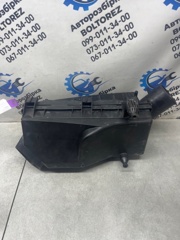  Корпус воздушного фильтра 1211681 FORD