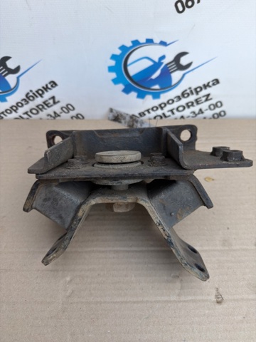 Подушка трансмиссии 1237165010 TOYOTA