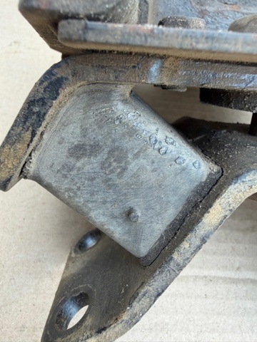 TOYOTA 1237165010 Подушка коробки передач в наличии Николаев