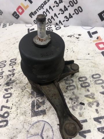 TOYOTA 1237220080 Подушка (опора) двигателя левая в наличии Черкассы