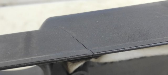 126010H010 TOYOTA Крышка двигателя купить в Чернигов