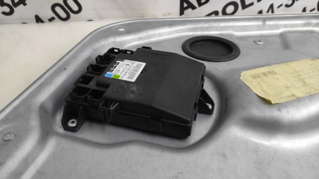 FORD 1303633 Стекло двери задней левой в наличии Хмельницкий