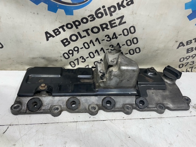 Крышка клапанная 13264VC103 NISSAN