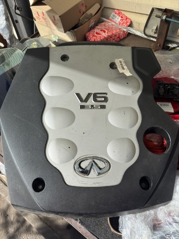 NISSAN 14041AM600 Крышка двигателя в наличии Винница