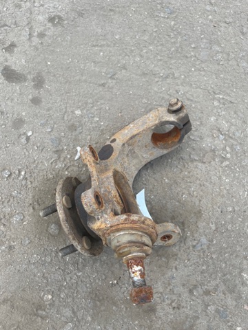 1439599 FORD Цапфа передняя правая купить в Кривой Рог