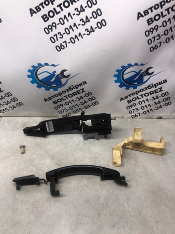 FORD 1451789 Ручка двери передней наружная правая в наличии Полтава
