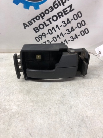 FORD 1473248 Ручка  боковой двери внутренняя правая в наличии Ровно