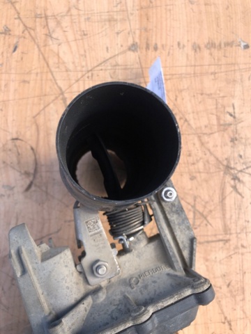 RENAULT 147B08010R Регулирующая заслонка EGR в наличии Ирпень