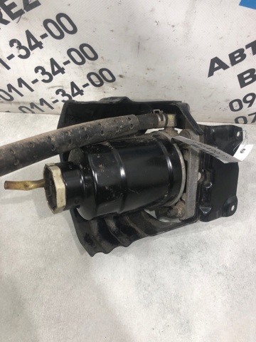 164018H800 NISSAN Кронштейн топливного фильтра купить в Николаев