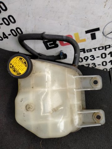  Расширительный бачок 164800D030 TOYOTA