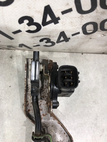 18002EQ300 NISSAN Педаль газа купить в Черкассы