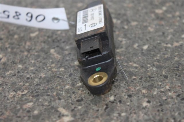 A0018200726 Датчик удара купить Павлоград