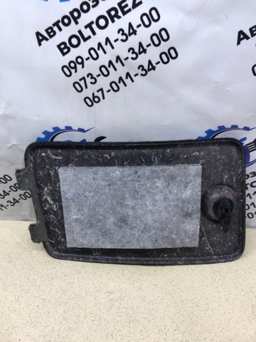 VAG 1J0867468 Пистон (клип) крепления обшивки крышки багажника в наличии Украина