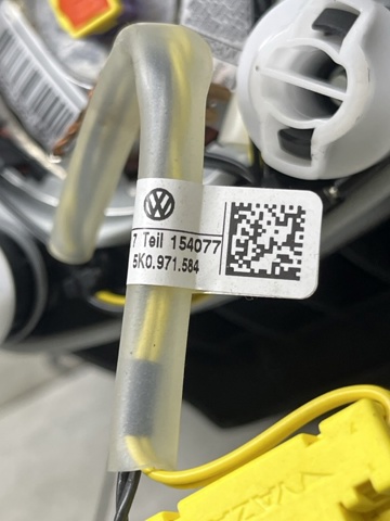 1T0880201L Подушка безопасности (AIRBAG) водительская купить Черновцы
