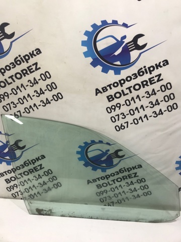 VAG 1U4845202A Стекло двери передней правой в наличии Ровно
