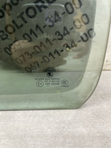 1U4845215C VAG Стекло-форточка двери задней левой купить в Полтава