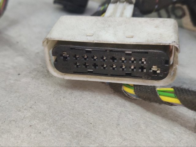 1U4971161S VAG купить в Днепр