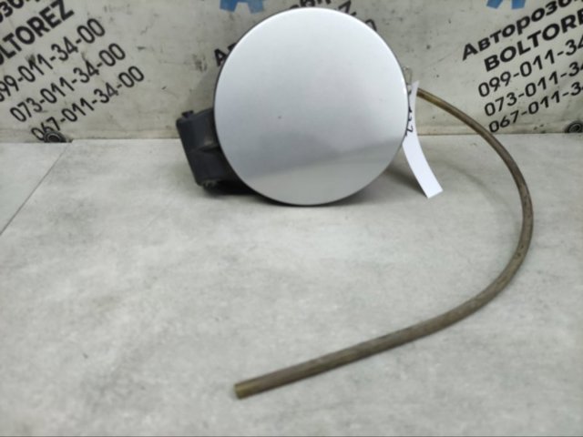Лючок (дверца) бензобака 1U6809857F VAG