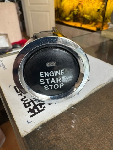 TOYOTA 2005DJ0924 Кнопка запуска двигателя в наличии Кривой Рог