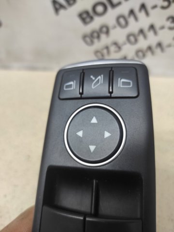 MERCEDES 2049055402 Кнопочный блок управления стеклоподъемником передний левый в наличии Украина