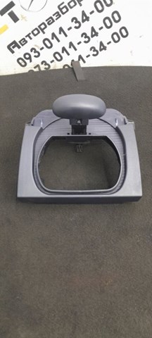 Накладка рулевой колонки 2104600295 MERCEDES